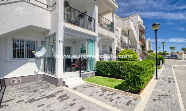 Sale - Bungalow - Torrevieja - TORREVIEJA