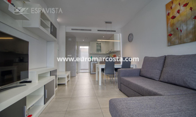 Sale - Bungalow - Torrevieja - TORREVIEJA