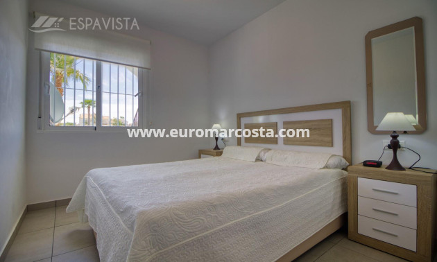 Sale - Bungalow - Torrevieja - TORREVIEJA