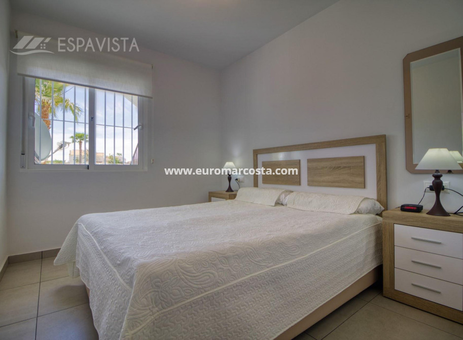 Sale - Bungalow - Torrevieja - TORREVIEJA