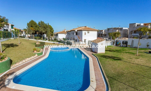 Venta - Bungalow Planta Baja - Torrevieja - TORREVIEJA