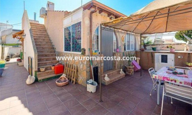 Sale - Townhouse - Torrevieja - TORREVIEJA