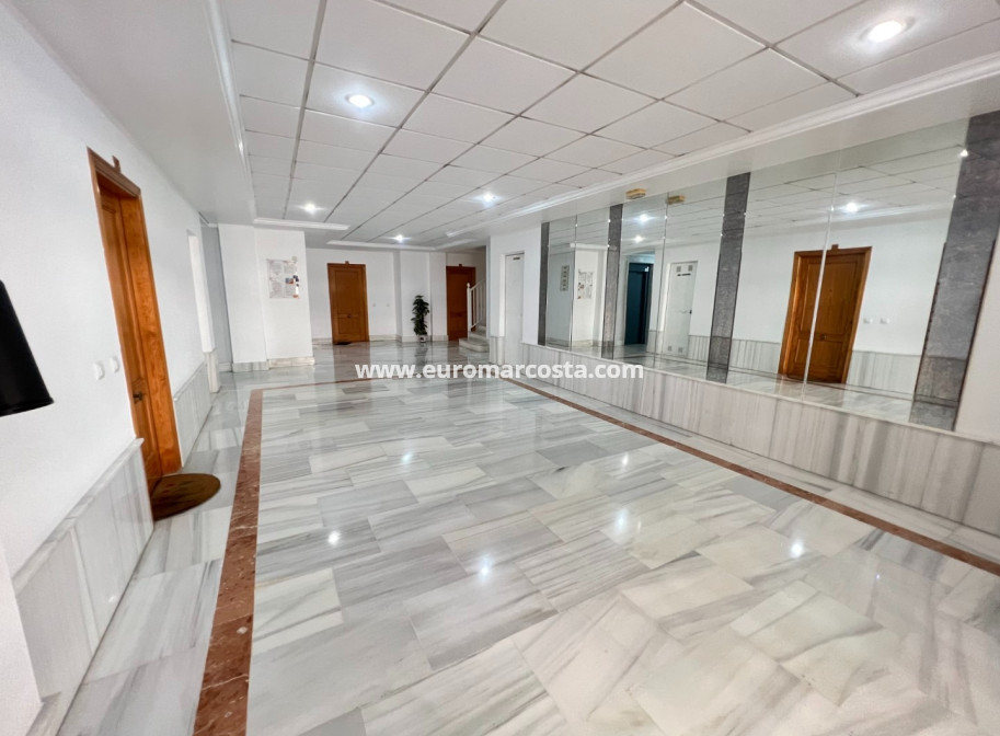 Sale - Apartment / flat - Guardamar del Segura