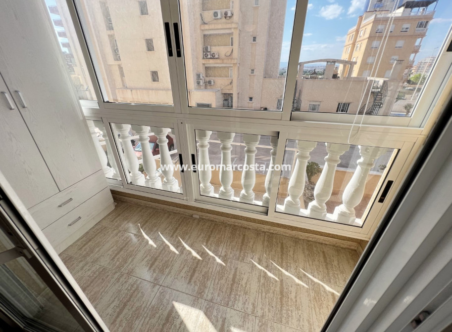 Sale - Apartment / flat - Guardamar del Segura