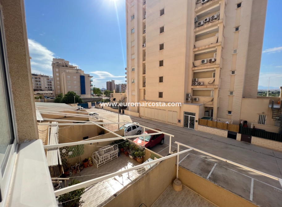 Sale - Apartment / flat - Guardamar del Segura