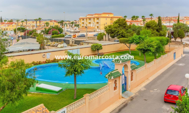 Venta - Chalet - Orihuela Costa - La Zenia- Orihuela costa