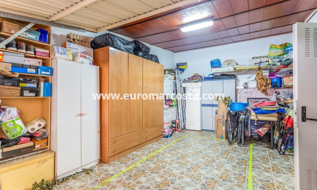 Venta - Chalet - Orihuela Costa - La Zenia- Orihuela costa