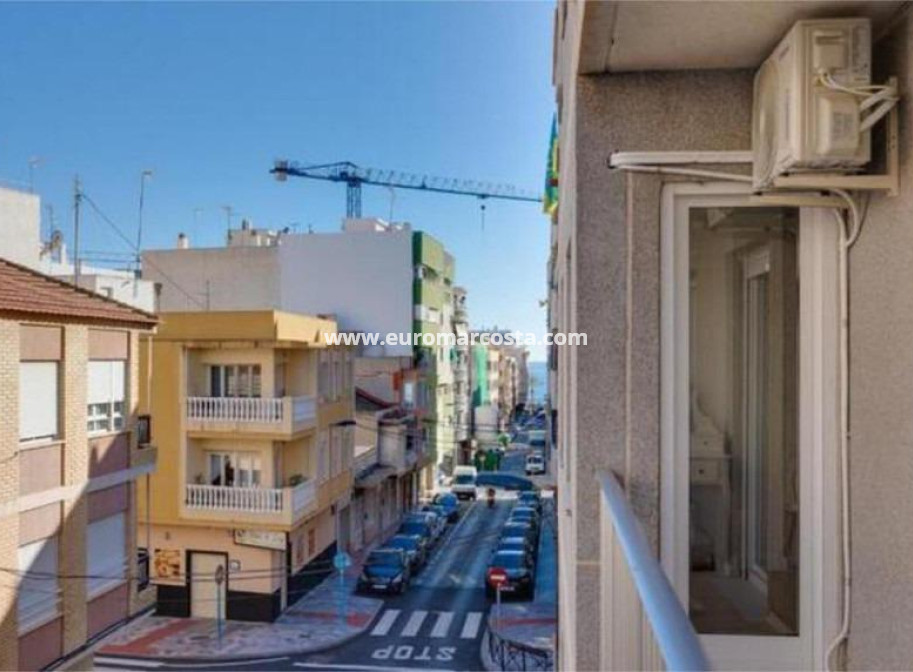 Sale - Apartment / flat - Torrevieja - TORREVIEJA