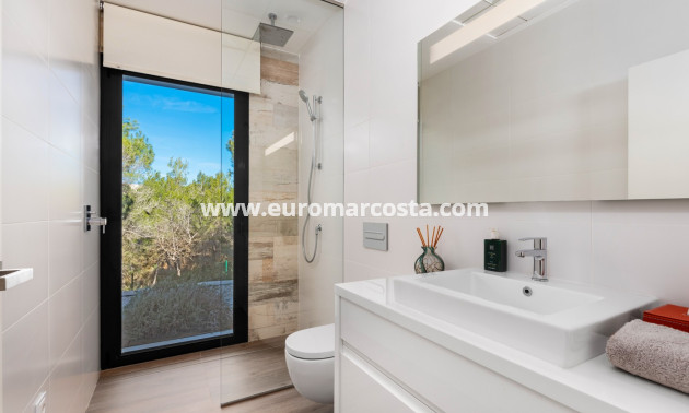 Sale - Villa - Las Colinas Golf Resort - Las Colinas golf