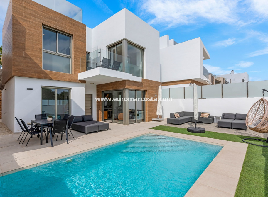 Objekte zum Wiederverkauf - Villa freitstehend - Orihuela Costa