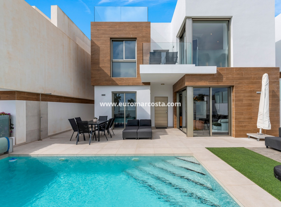 Objekte zum Wiederverkauf - Villa freitstehend - Orihuela Costa