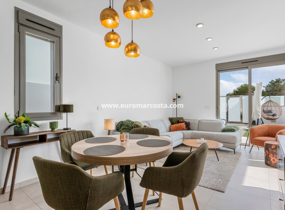 Objekte zum Wiederverkauf - Villa freitstehend - Orihuela Costa