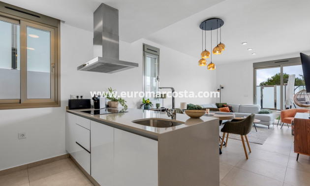 Objekte zum Wiederverkauf - Villa freitstehend - Orihuela Costa