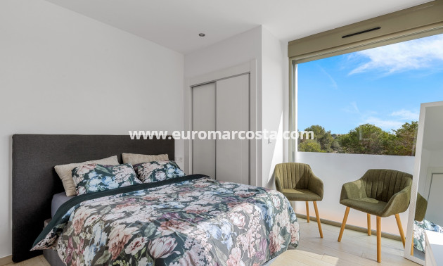 Objekte zum Wiederverkauf - Villa freitstehend - Orihuela Costa