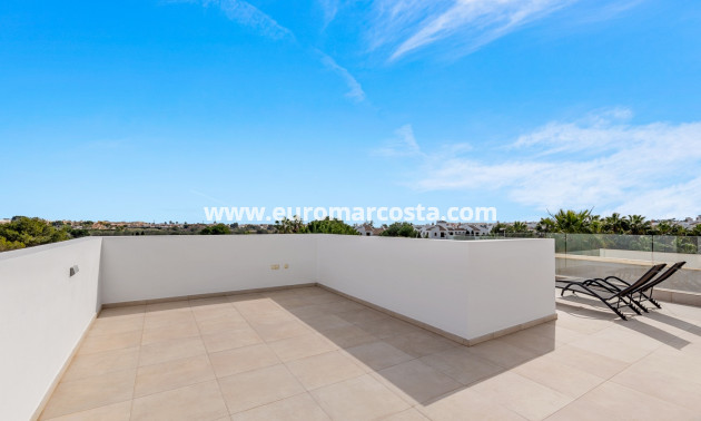 Objekte zum Wiederverkauf - Villa freitstehend - Orihuela Costa