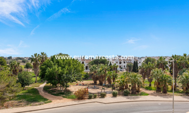 Objekte zum Wiederverkauf - Villa freitstehend - Orihuela Costa