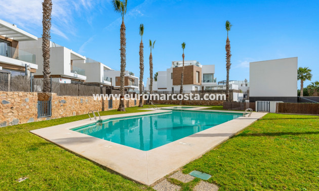 Objekte zum Wiederverkauf - Villa freitstehend - Orihuela Costa