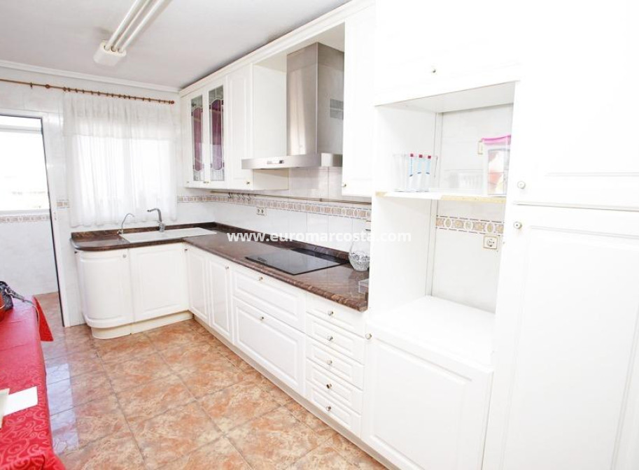 Objekte zum Wiederverkauf - Wohnung - Torrevieja - TORREVIEJA