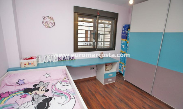 Venta - Bungalow - Daya Nueva - Comunidad valenciana