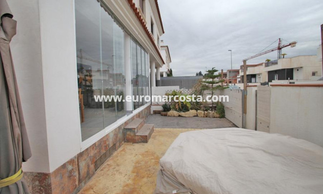 Objekte zum Wiederverkauf - Bungalow - Daya Nueva - Comunidad valenciana