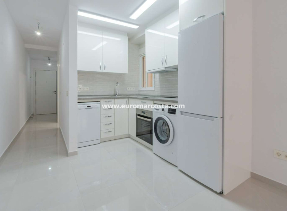 Objekte zum Wiederverkauf - Wohnung - Torrevieja - TORREVIEJA