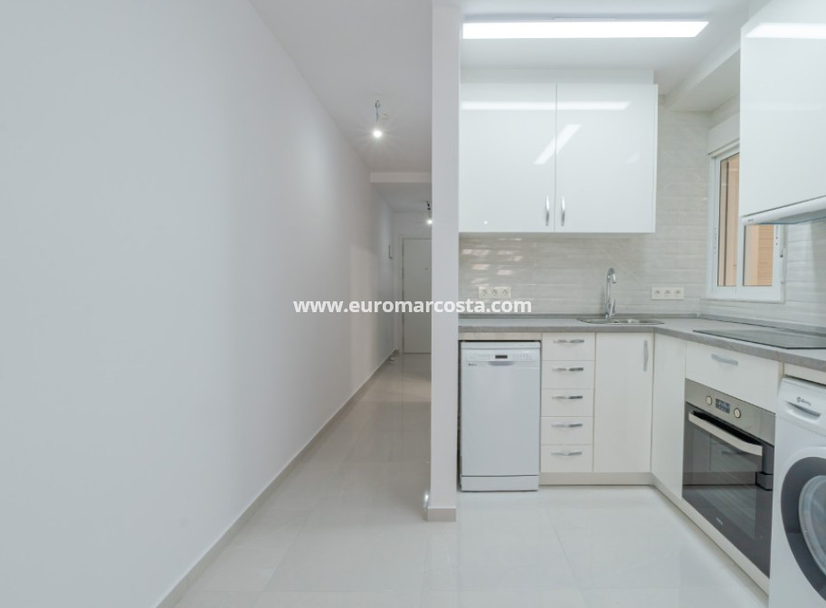 Objekte zum Wiederverkauf - Wohnung - Torrevieja - TORREVIEJA