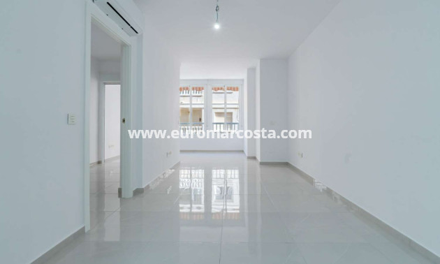 Objekte zum Wiederverkauf - Wohnung - Torrevieja - TORREVIEJA