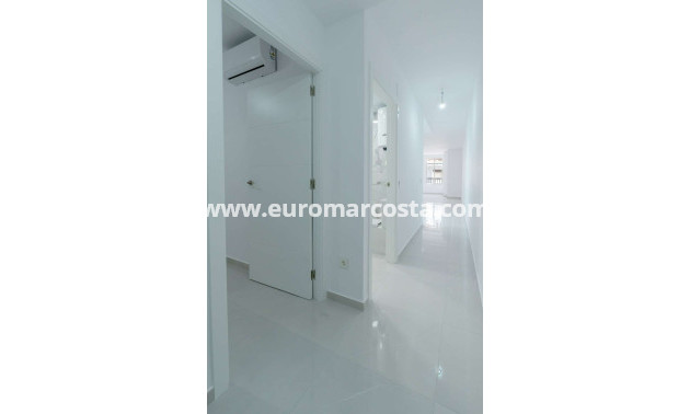 Objekte zum Wiederverkauf - Wohnung - Torrevieja - TORREVIEJA