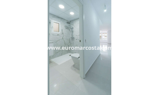 Objekte zum Wiederverkauf - Wohnung - Torrevieja - TORREVIEJA