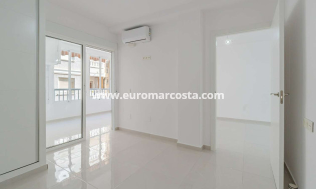 Objekte zum Wiederverkauf - Wohnung - Torrevieja - TORREVIEJA