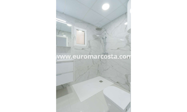 Objekte zum Wiederverkauf - Wohnung - Torrevieja - TORREVIEJA