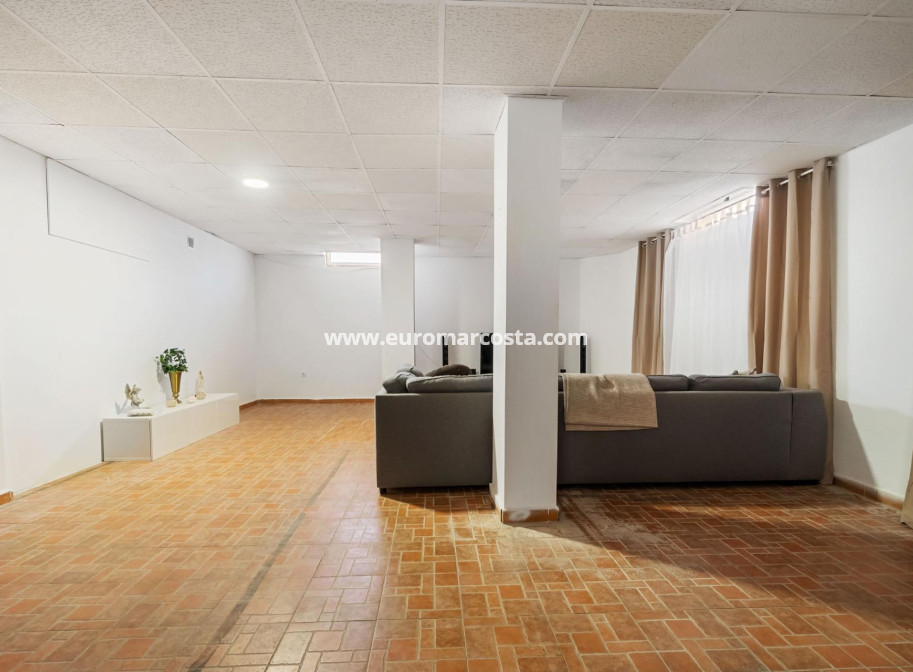 Venta - Villa - Orihuela Costa - TORREVIEJA