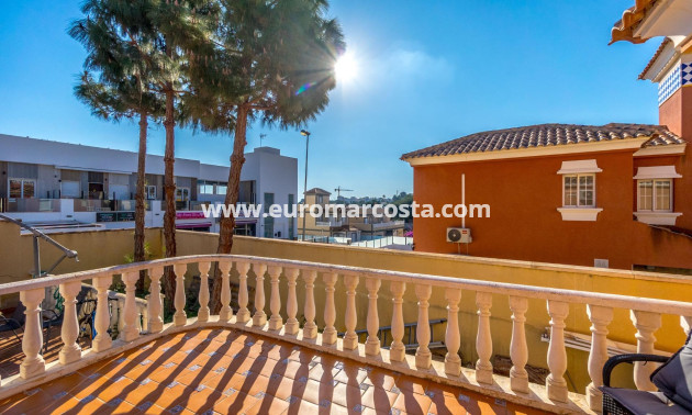 Venta - Villa - Orihuela Costa - TORREVIEJA