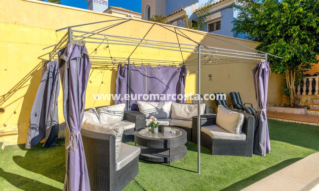 Venta - Villa - Orihuela Costa - TORREVIEJA