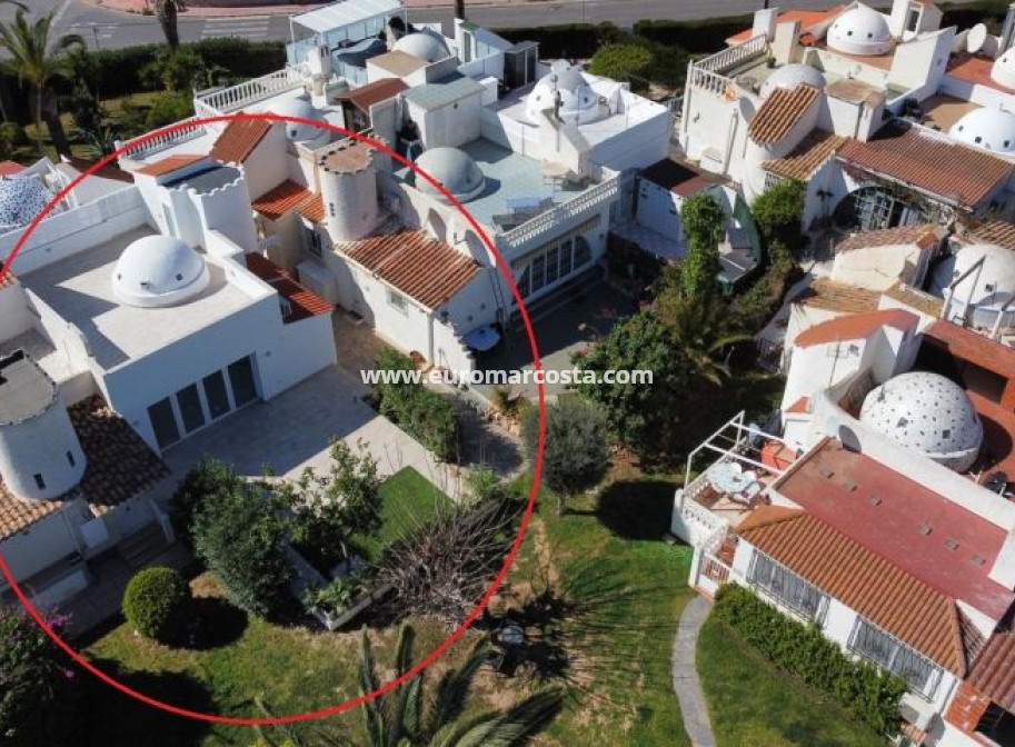 Objekte zum Wiederverkauf - Villa freitstehend - Orihuela Costa