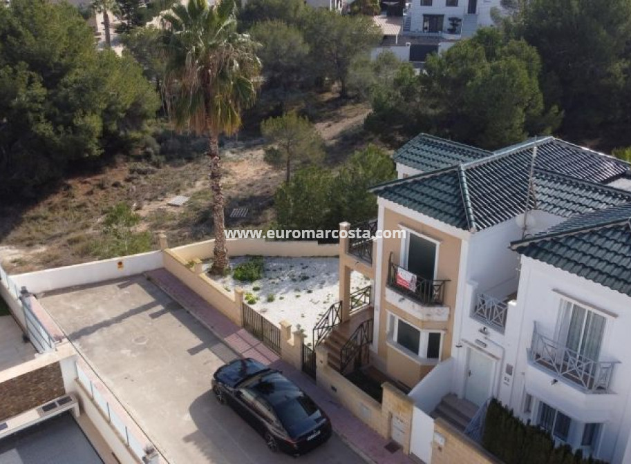 Sale - Villa - Orihuela