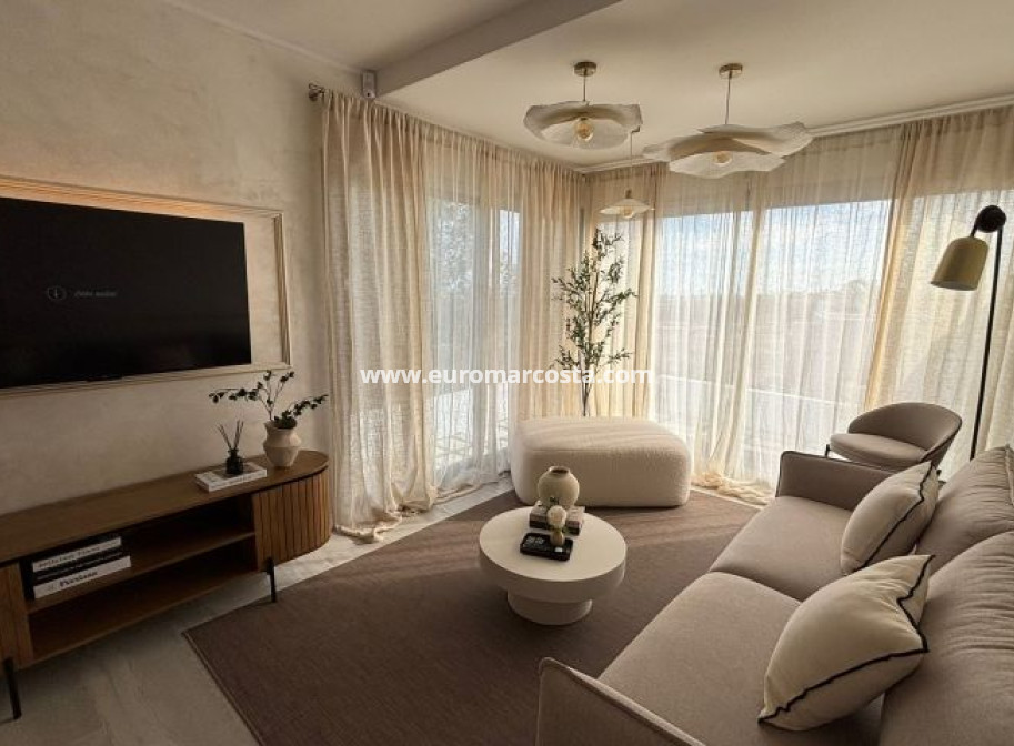 Venta - Villa - Orihuela Costa