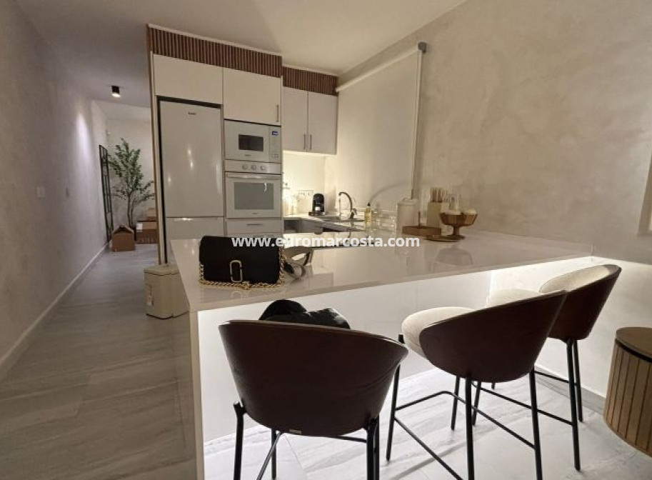 Venta - Villa - Orihuela Costa