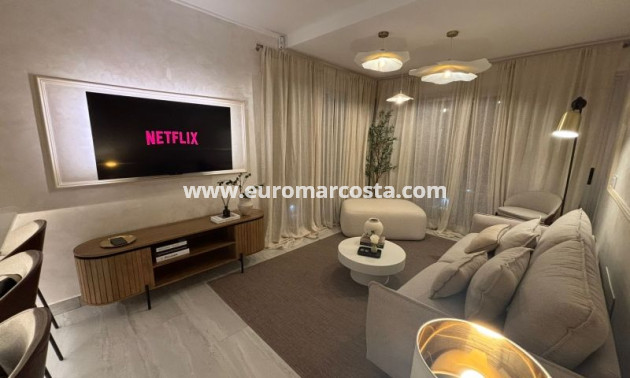 Venta - Villa - Orihuela Costa