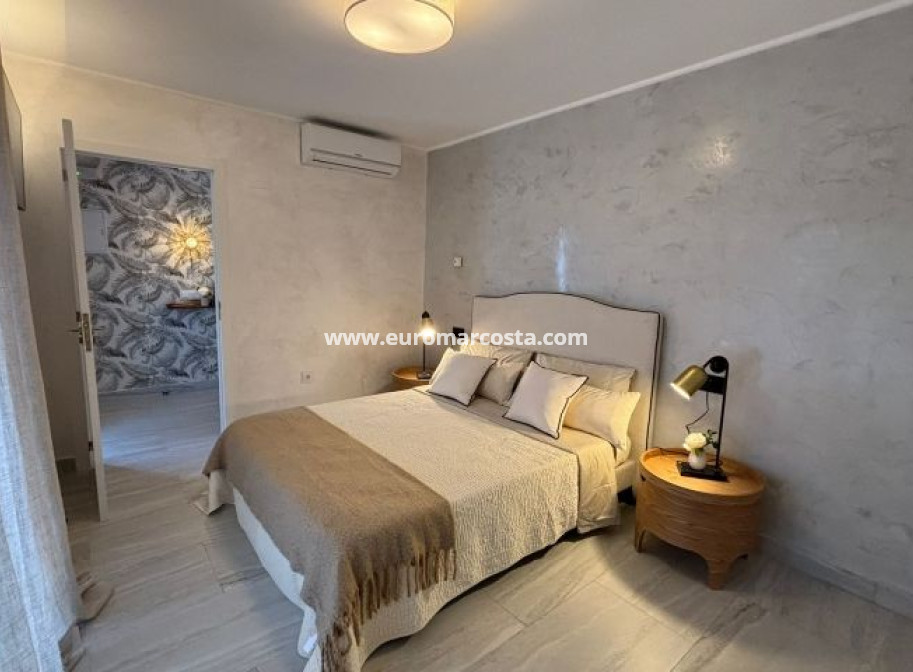 Venta - Villa - Orihuela Costa