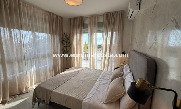 Venta - Villa - Orihuela Costa