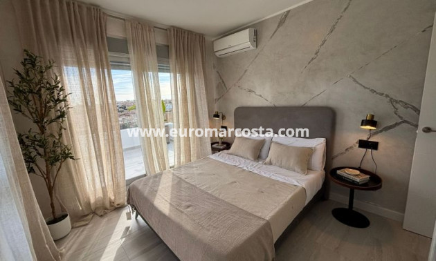 Venta - Villa - Orihuela Costa