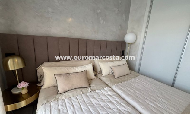 Venta - Villa - Orihuela Costa