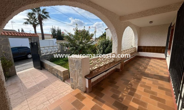 Sale - Villa - Orihuela Costa