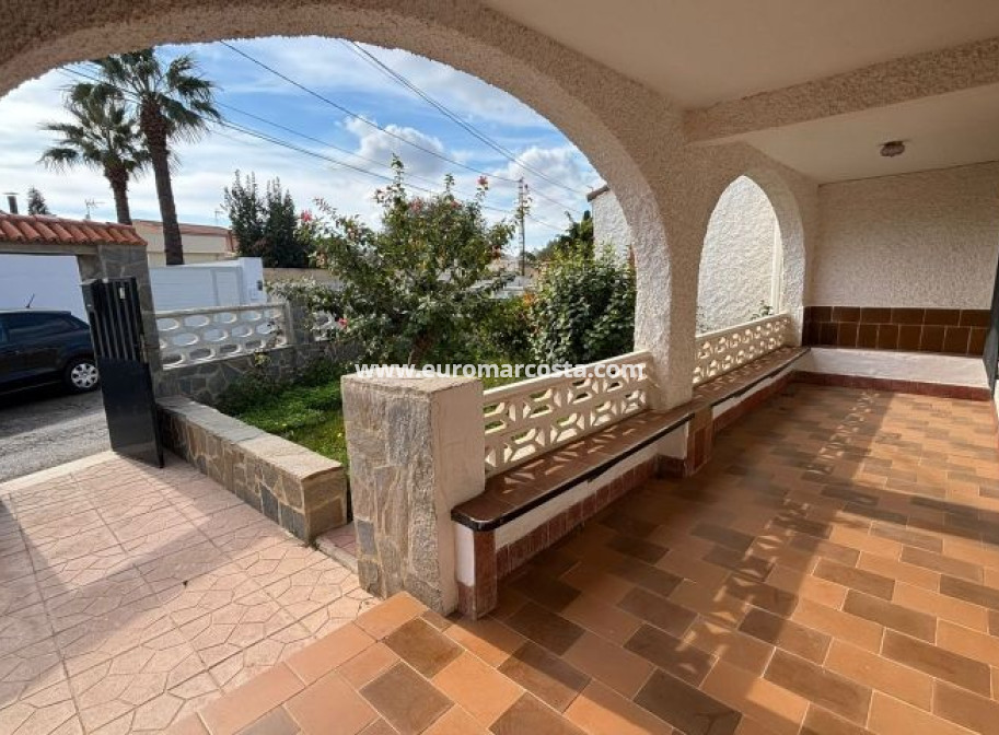 Sale - Villa - Orihuela Costa