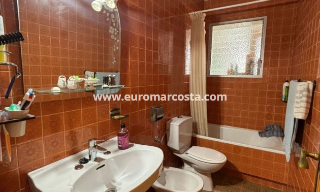 Sale - Villa - Orihuela Costa