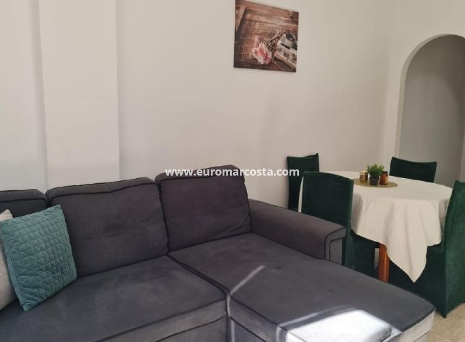 Objekte zum Wiederverkauf - Wohnung - Torrevieja - TORREVIEJA