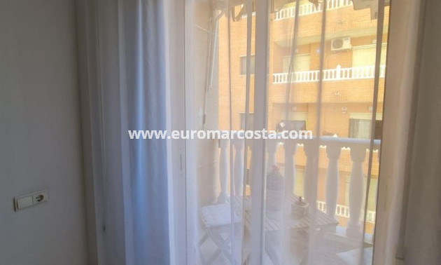 Objekte zum Wiederverkauf - Wohnung - Torrevieja - TORREVIEJA