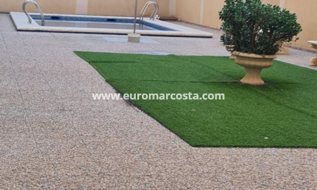 Objekte zum Wiederverkauf - Wohnung - Torrevieja - TORREVIEJA