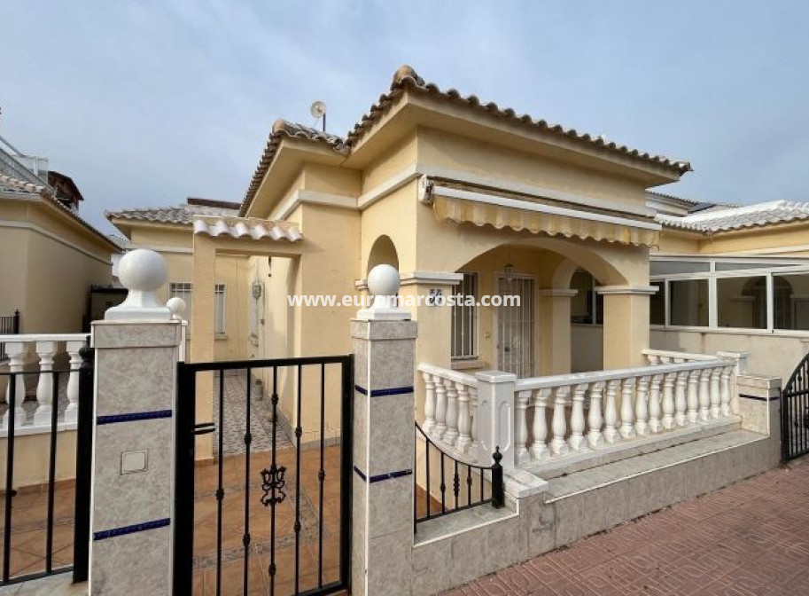 Objekte zum Wiederverkauf - Bungalow - Torrevieja - TORREVIEJA